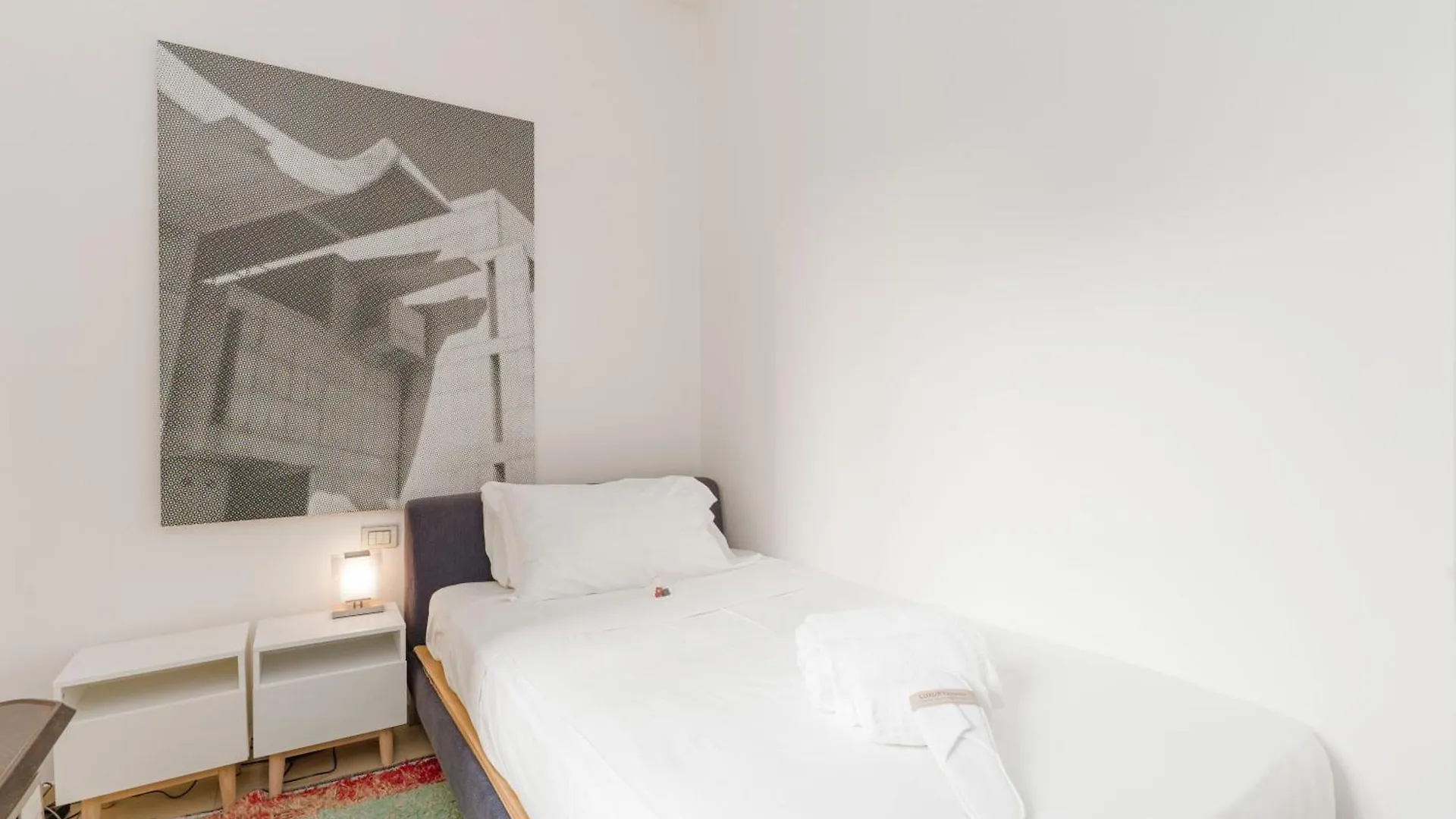 Apartment Youhosty - Brera 17 Milan Italy